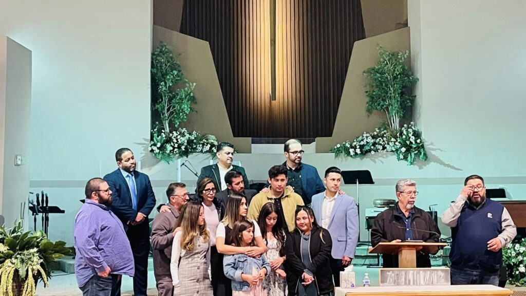 Plantando Embarazada: El ADN de Kaleo Comunidad Cristiana y su hija, Iglesia Nueva Canción